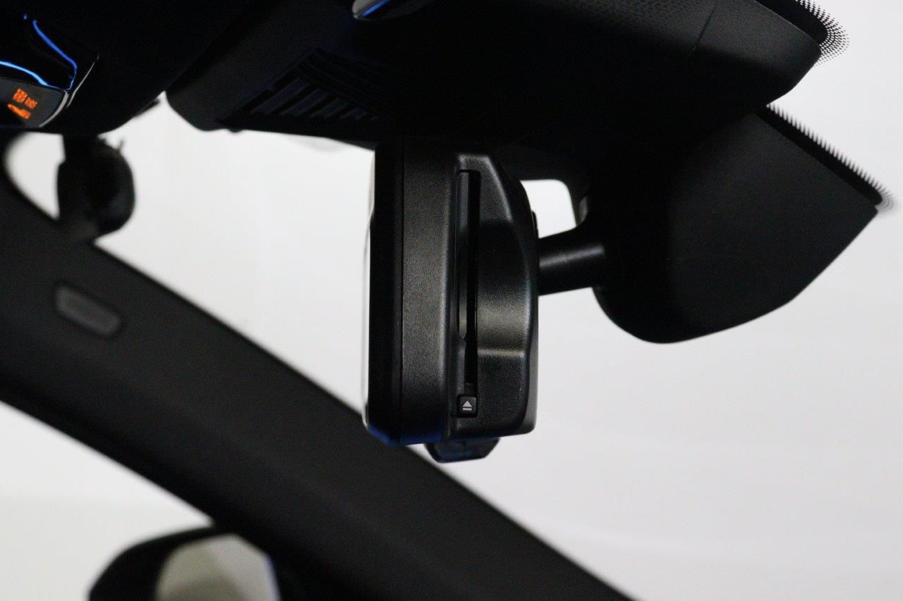 BMW i5 M60 xDrive Sedan RHD