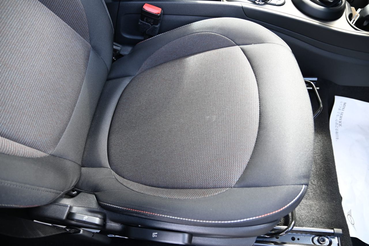 MINI CROSSOVER COOPER D