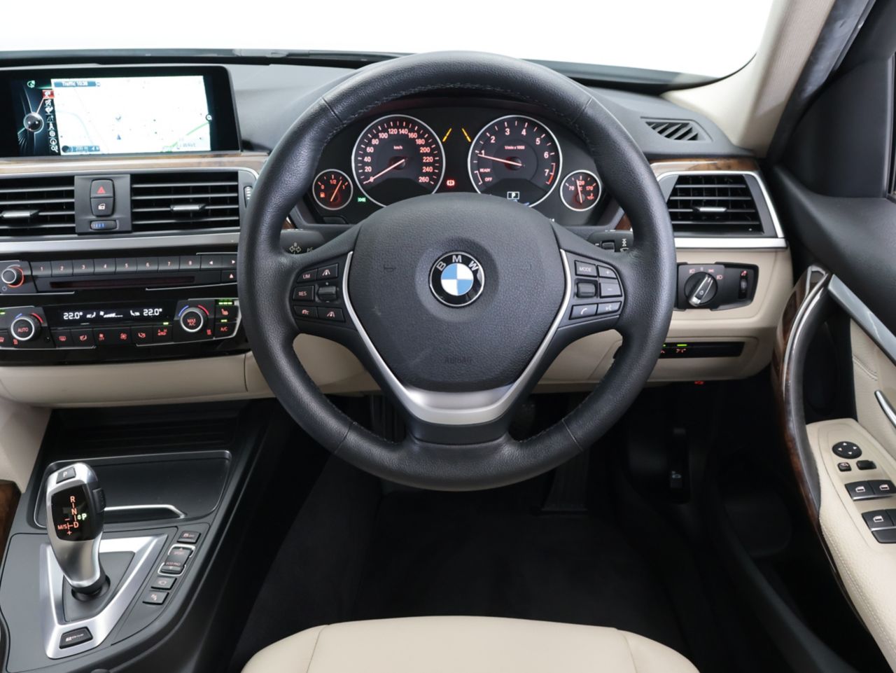 330E IPERFORMANCE SEDAN RHD