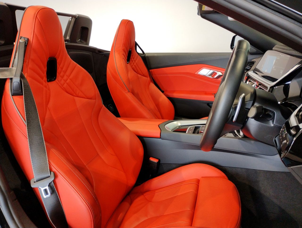 G29 z4 sDrive20i RHD