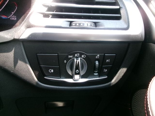 X4 xDrive20d RHD