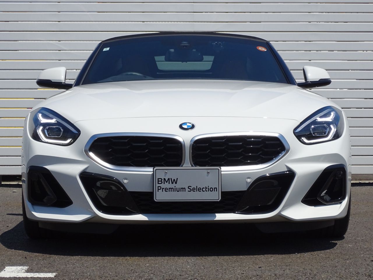 G29 z4 sDrive20i RHD