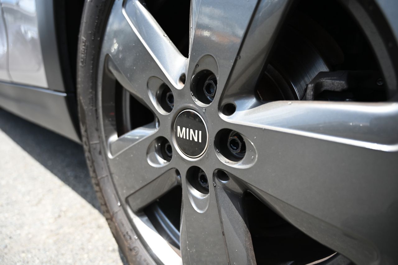 MINI Cooper F56 RHD