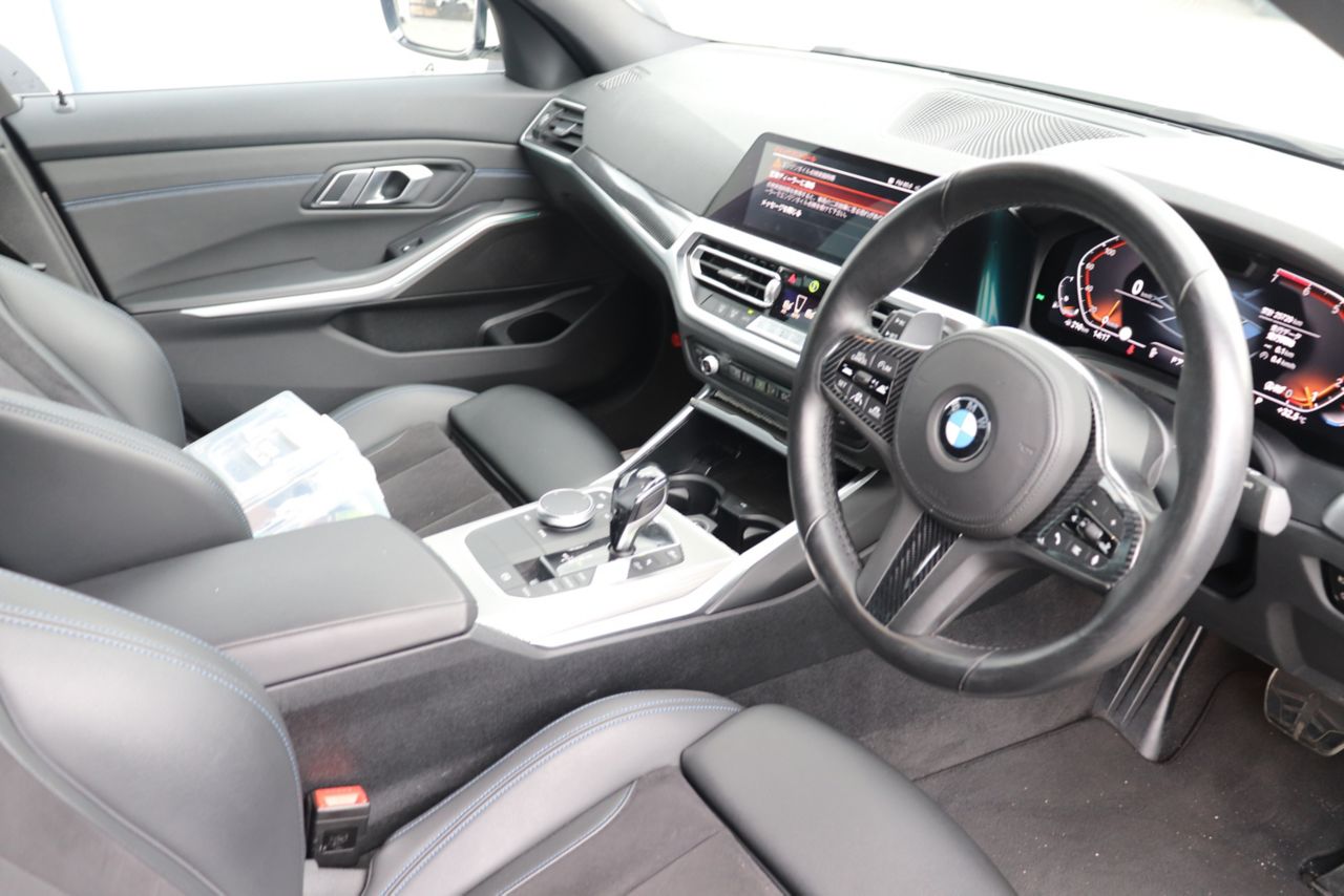 318i Berline RHD