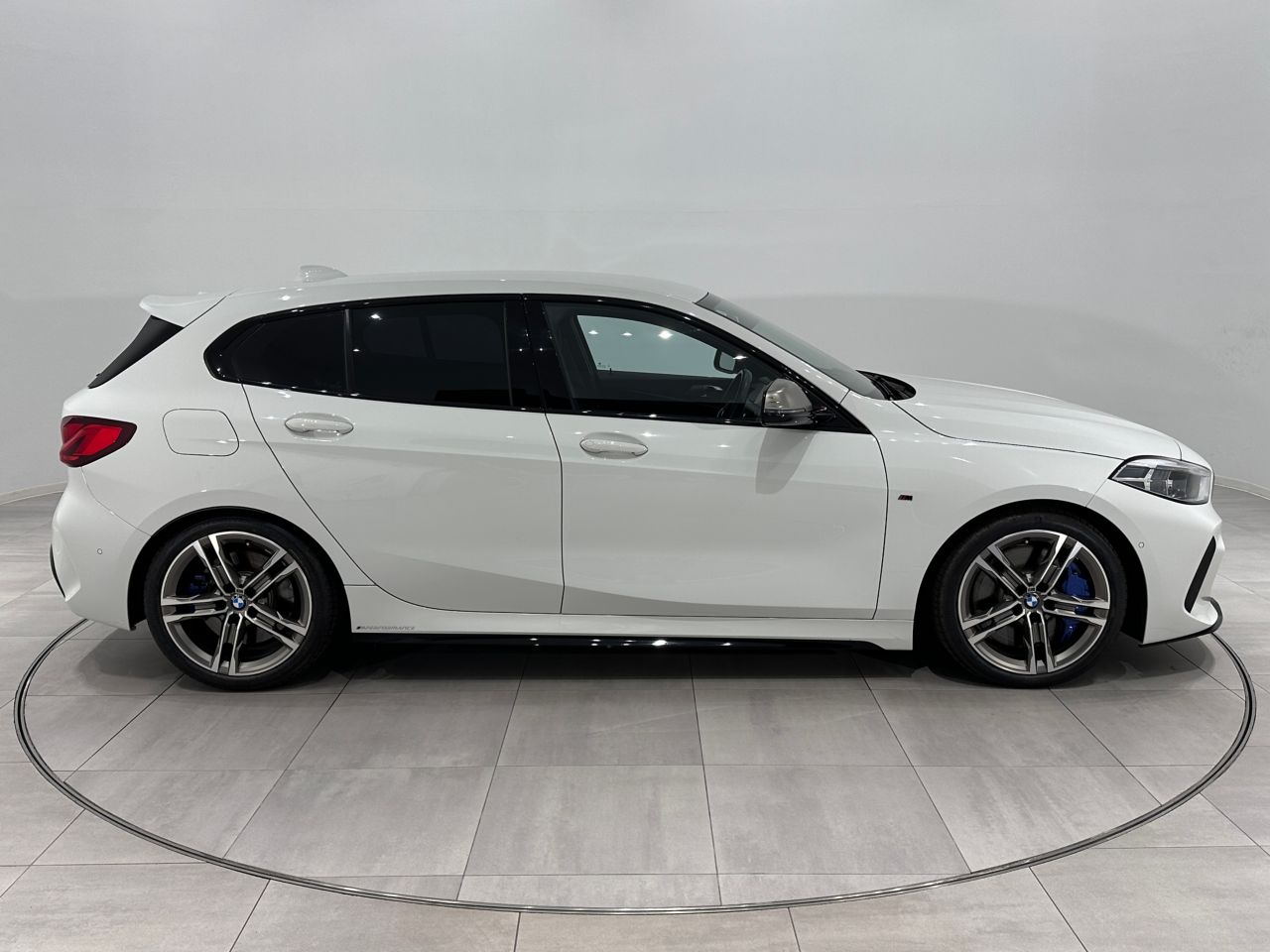 F40 M135i xDrive Sports Hatch 5-door B48 2.0i