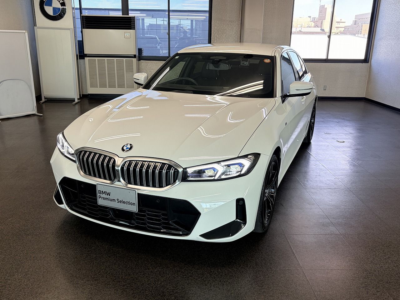 320d xDrive Berline RHD