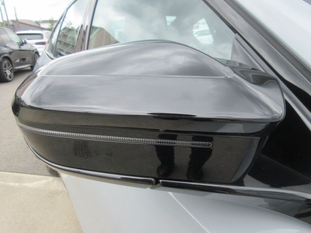 i5 M60 xDrive 