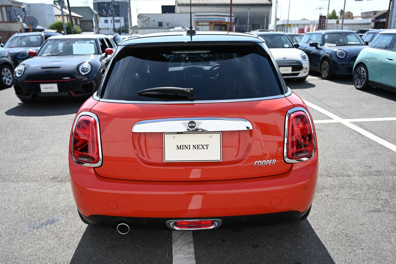 F55 MINI Cooper 5-Door Hatch LCI