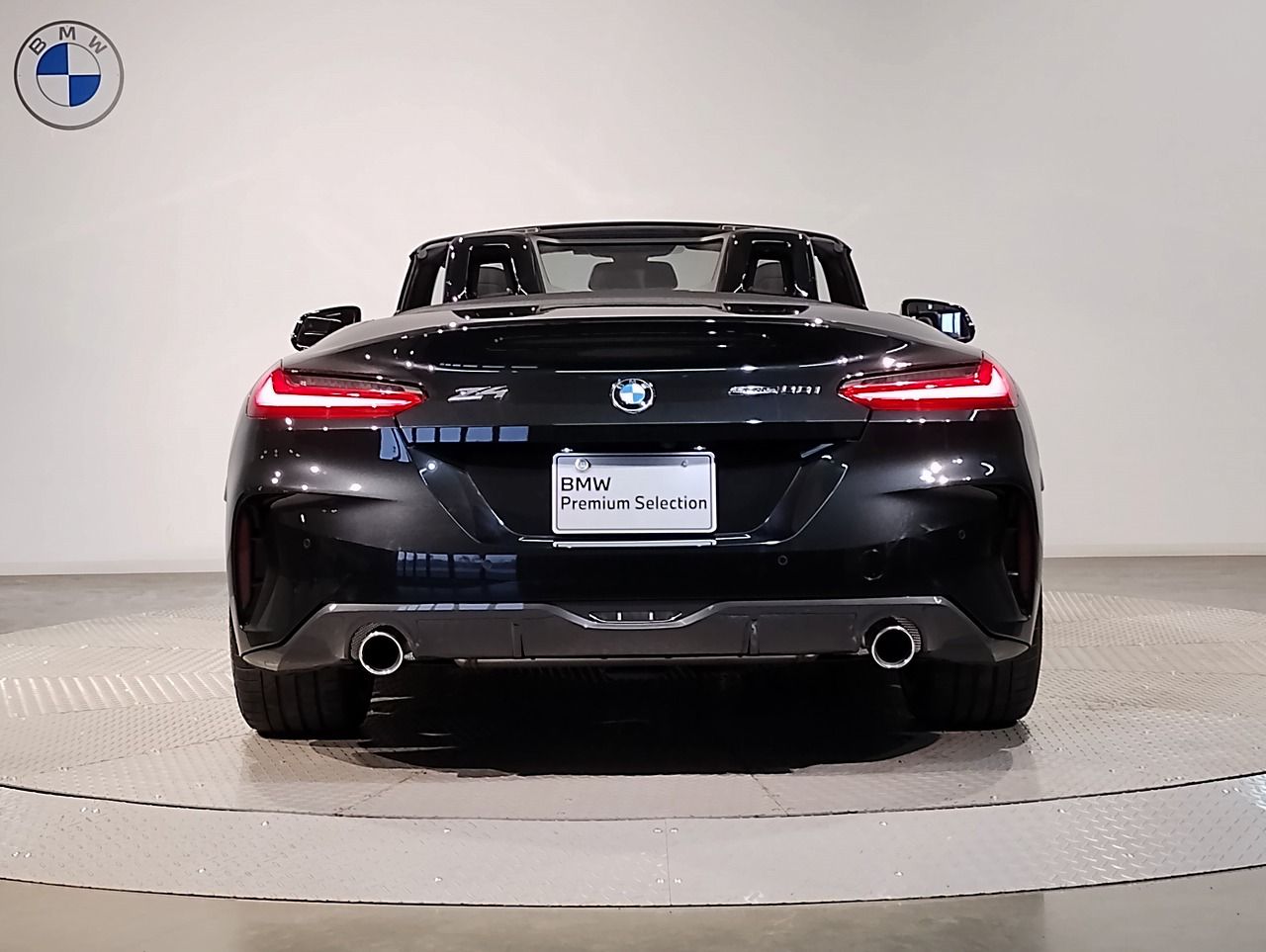 G29 z4 sDrive20i RHD