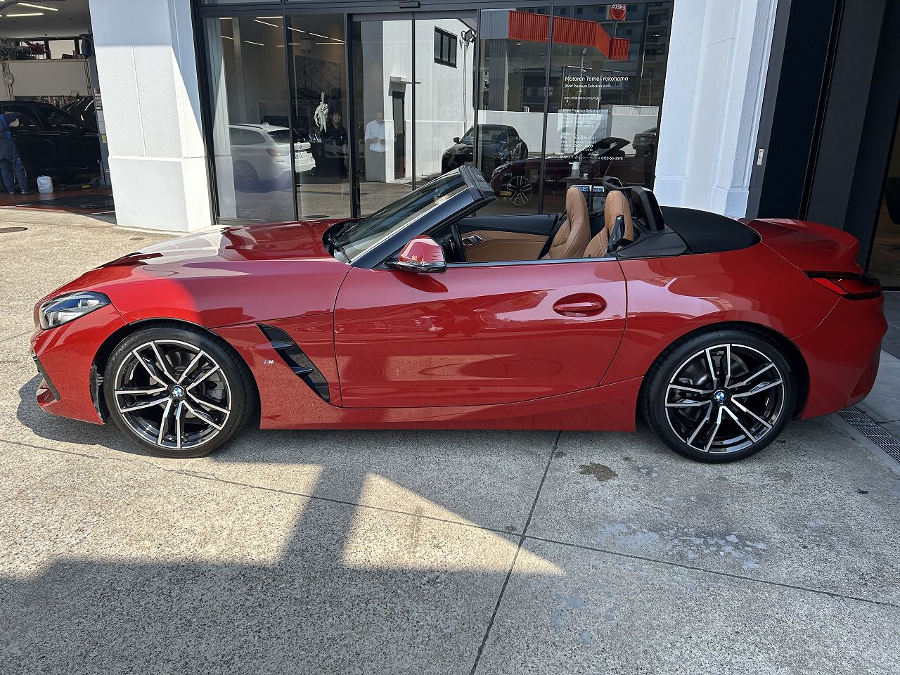 G29 z4 sDrive20i RHD