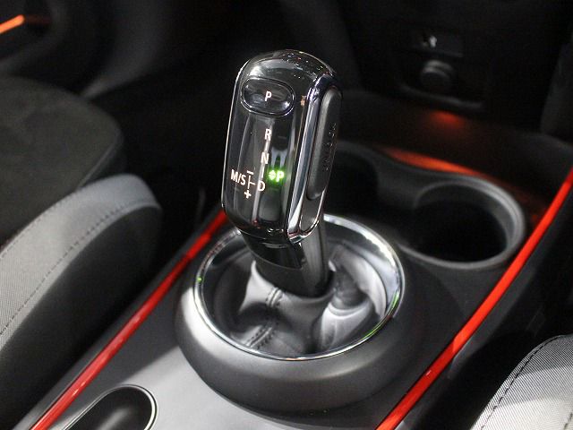 MINI John Cooper Works ALL4 Countryman RHD
