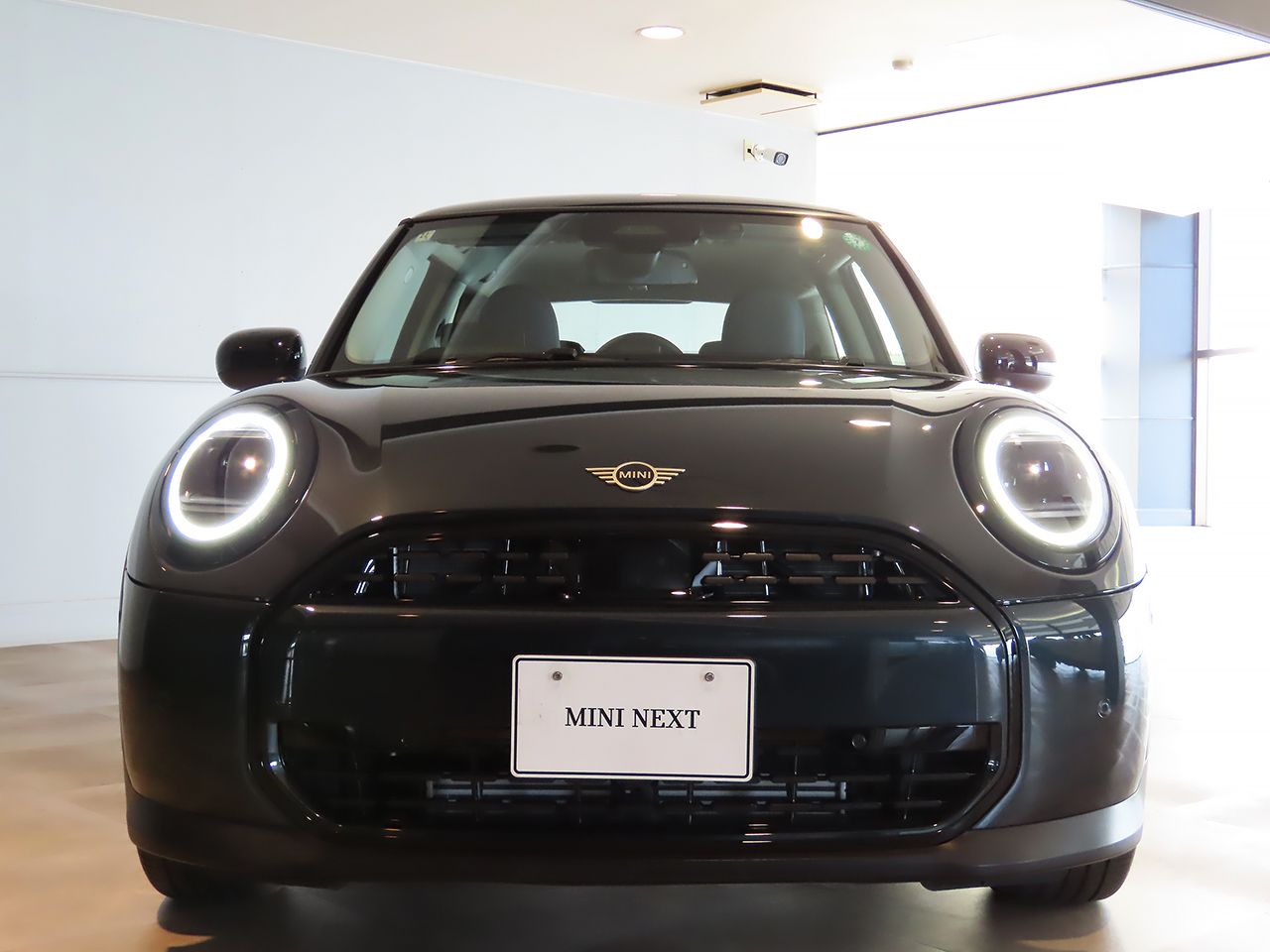 F66 MINI Cooper C 3Dr