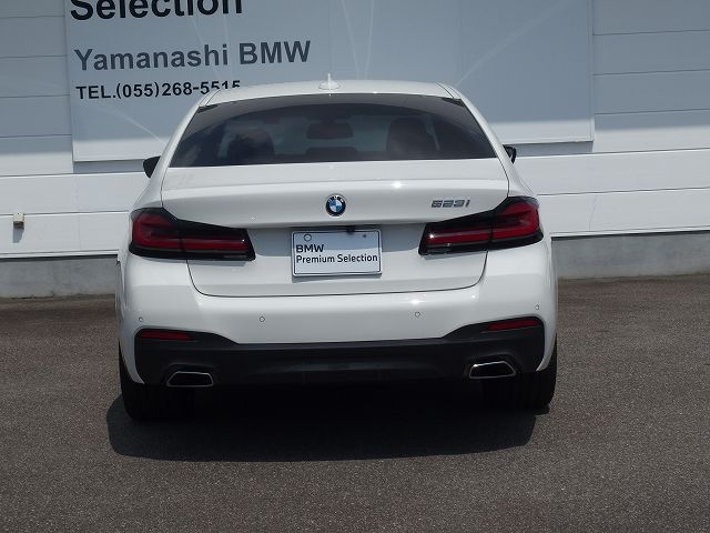 520i Sedan RHD