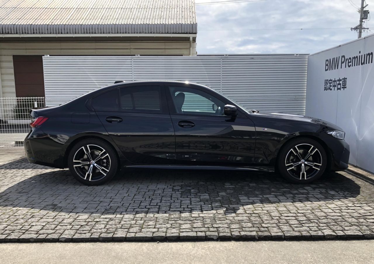320d xDrive Berline RHD