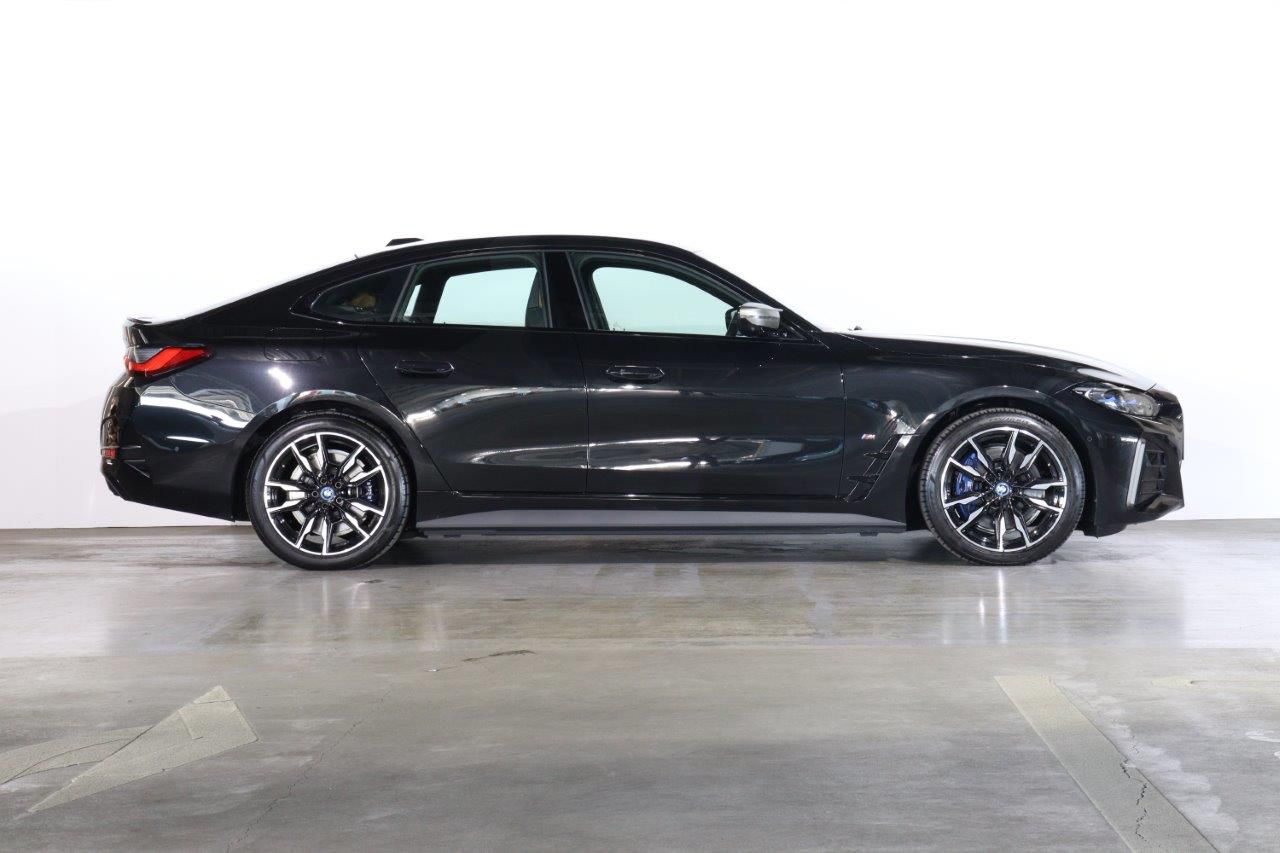 G26 i4 M50 RHD