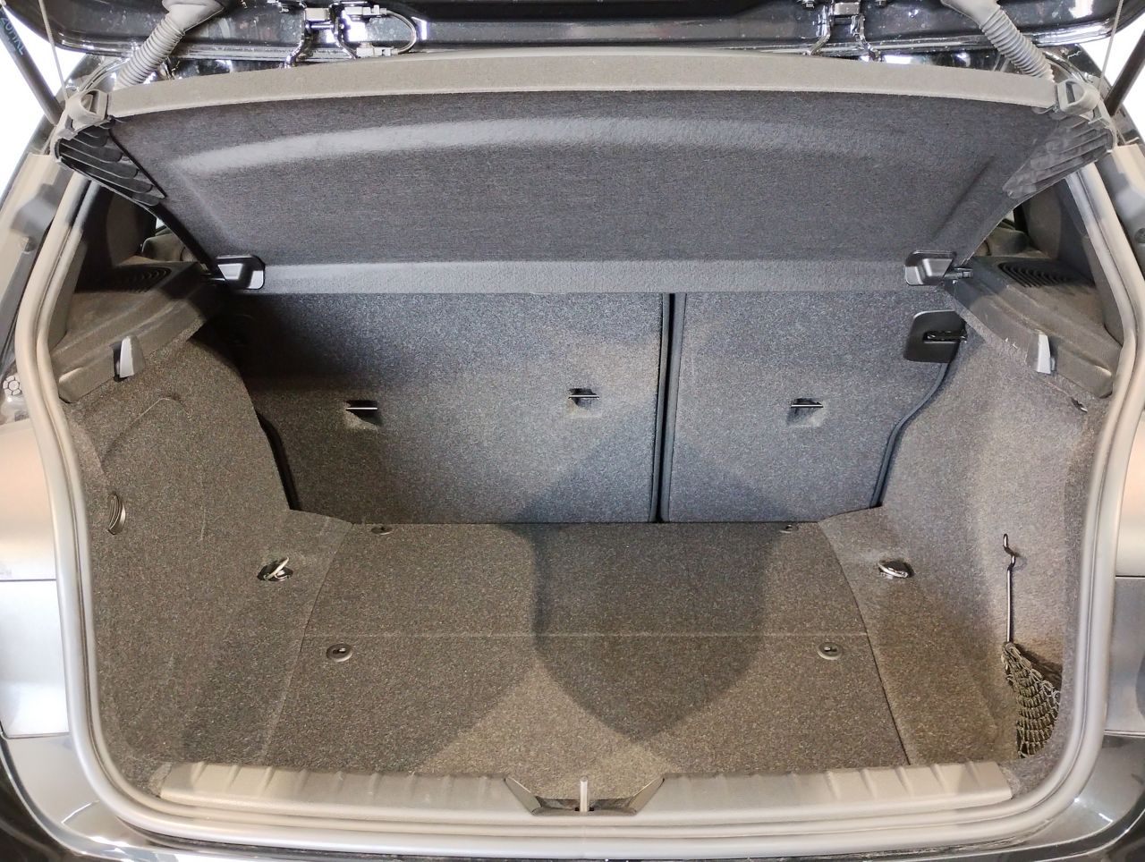 118D 5DOOR RHD