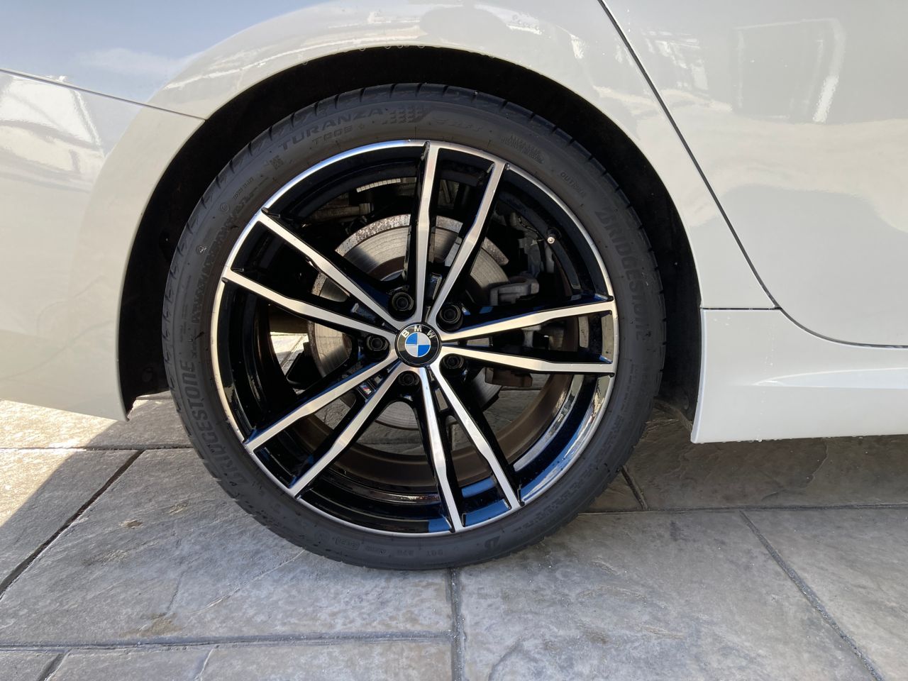 G21 320i RHD