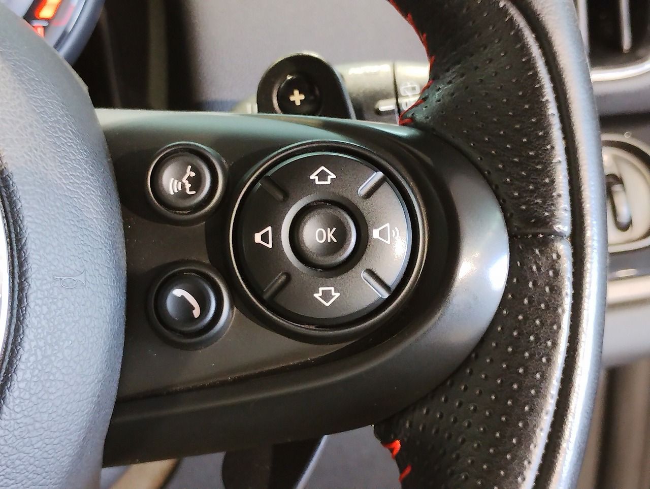 MINI CROSSOVER JCW
