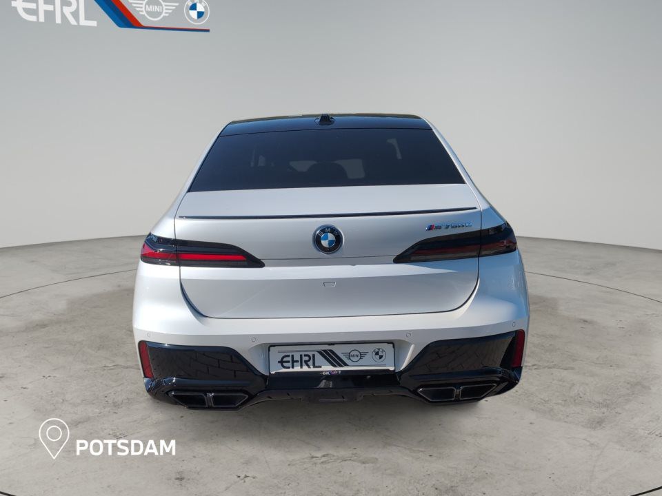 BMW 760