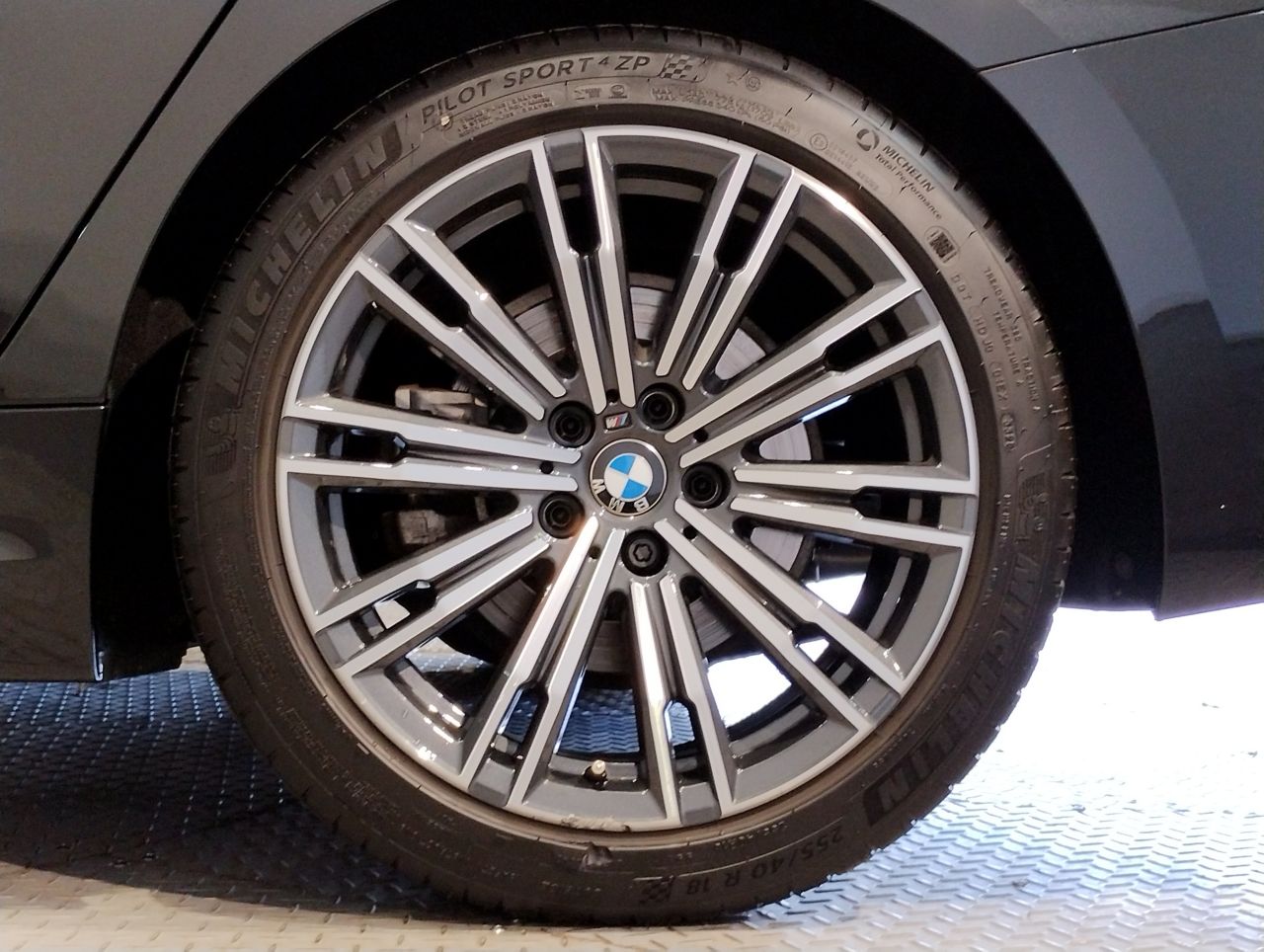 G21 318i Touring