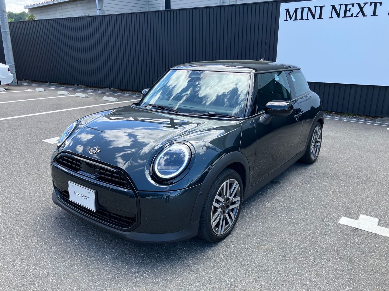 F66 MINI Cooper C 3Dr