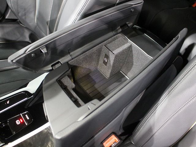 520d xDrive Touring RHD