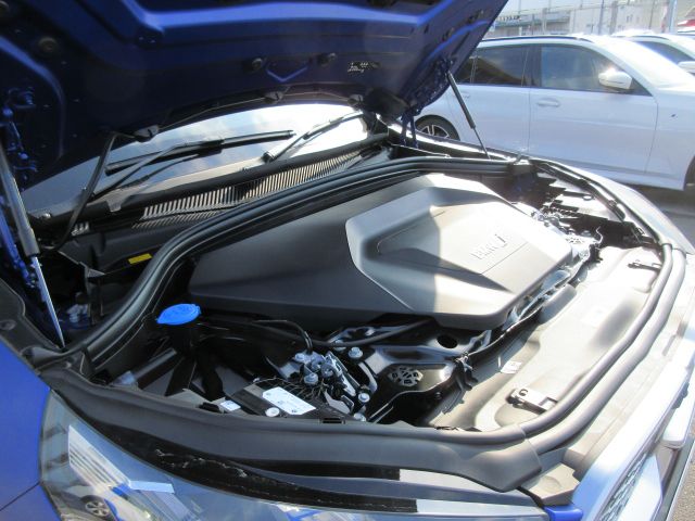 iX2 xDrive30 MSP