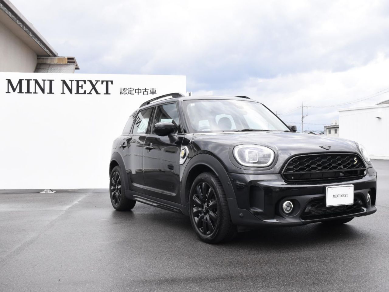 MINI COOPER SE CROSSOVER ALL4. | COOPER S | MINI | 車両 | IUCP JP MINI Website