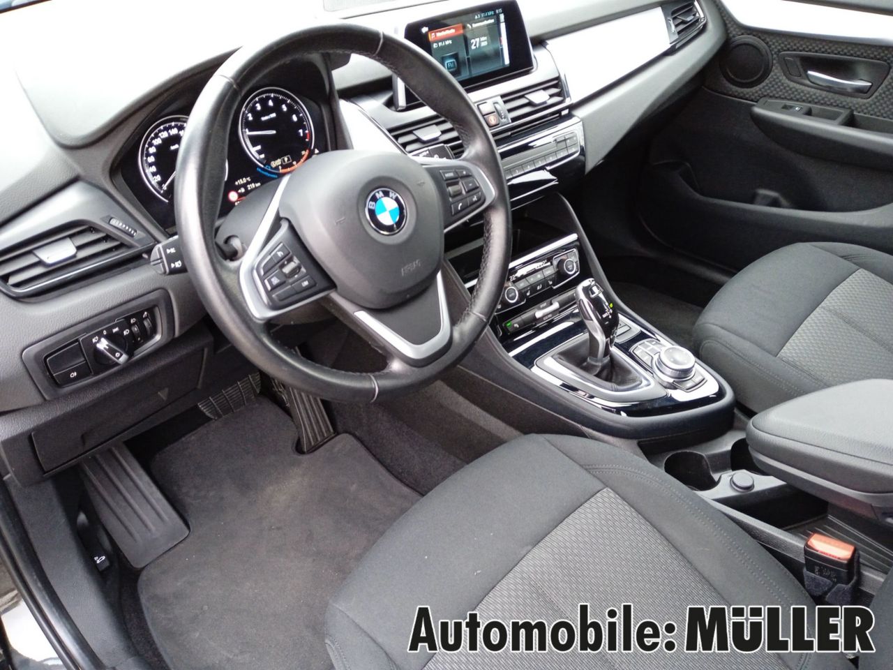 BMW 218
