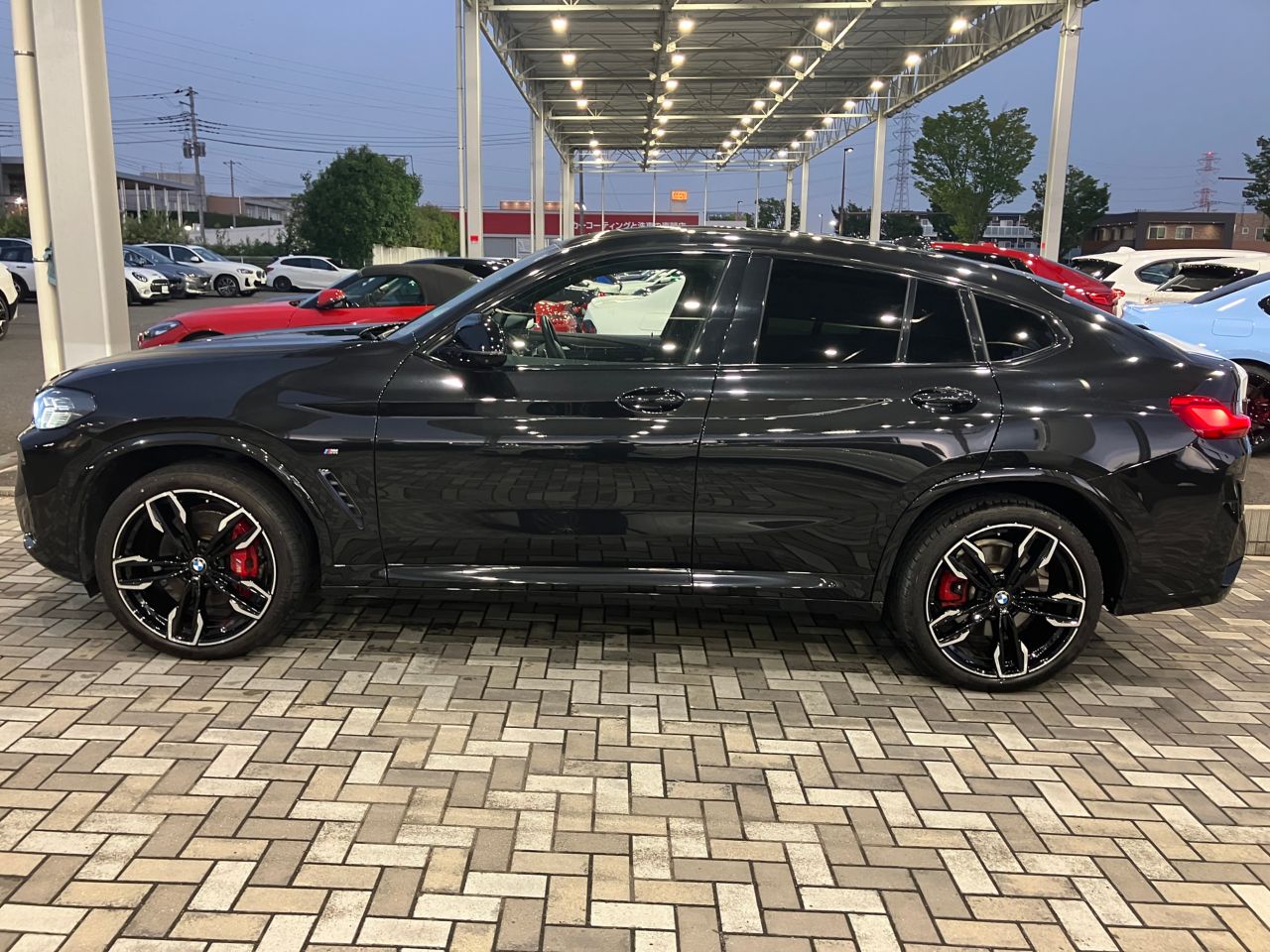 G02 X4 M40i RHD LCI