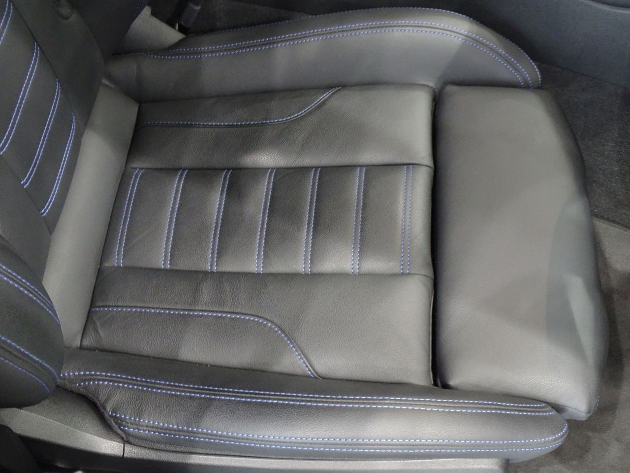 G26 i4 M50 RHD