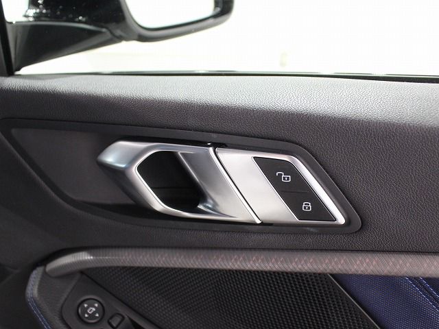 F4* **35i xDrive **** ***** B48 2.0i