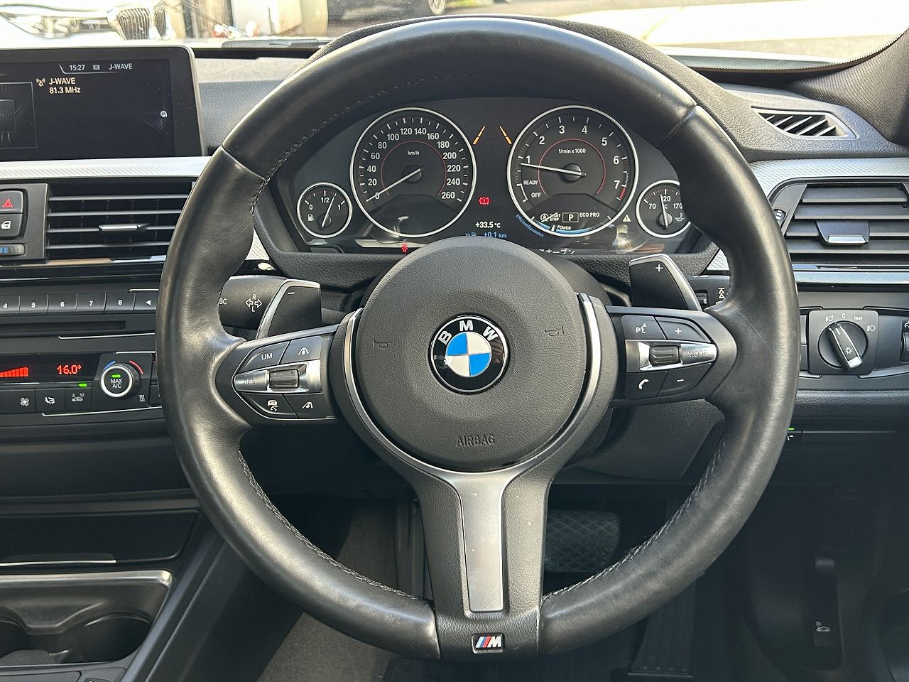 320I SEDAN RHD