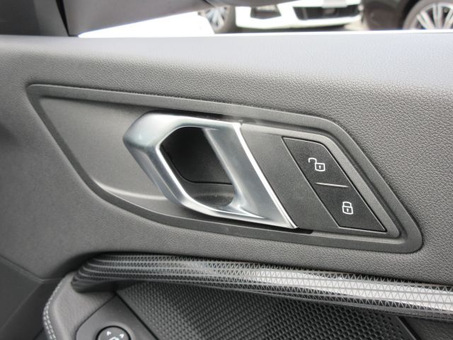 F40 118d Sports Hatch 5-door B47 2.0d