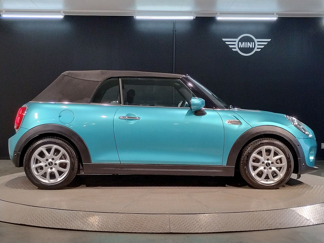 F57 MINI Cooper Convertible LCI