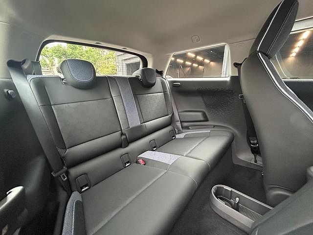 J01 MINI Cooper E