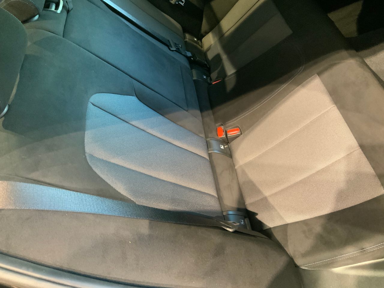 320d xDrive Berline RHD