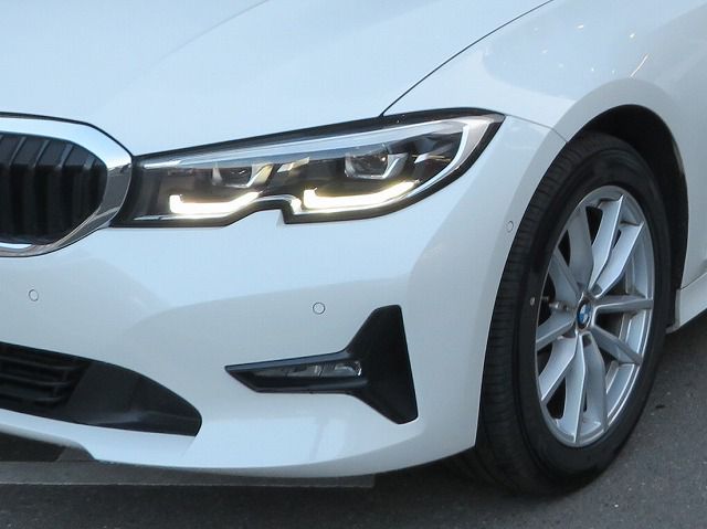 318i Berline RHD