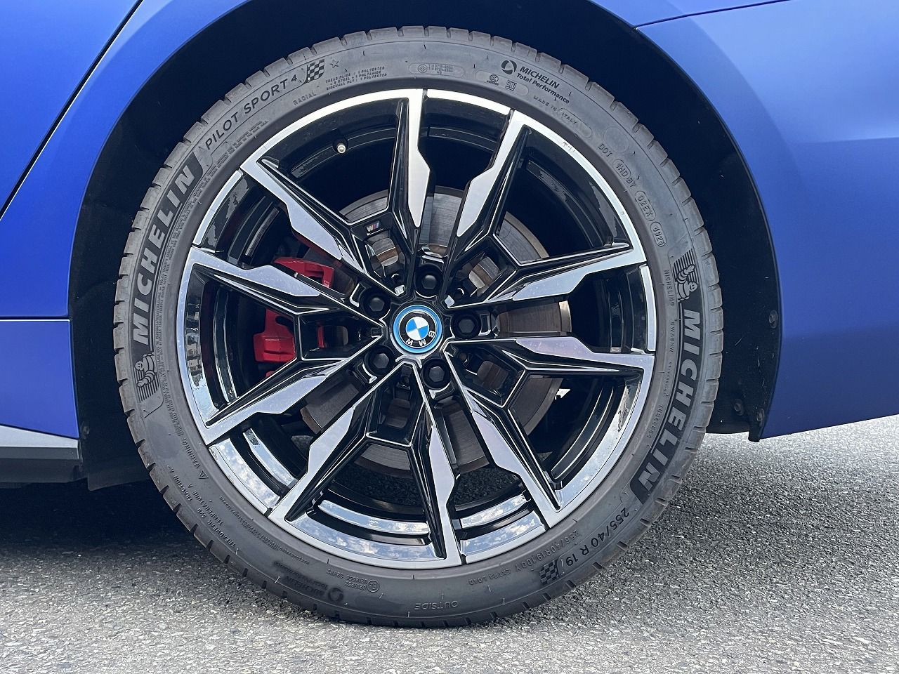 G26 i4 M50 RHD