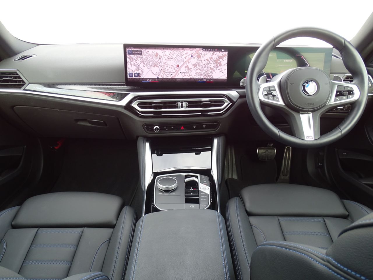 M240i xDrive Coupé RHD