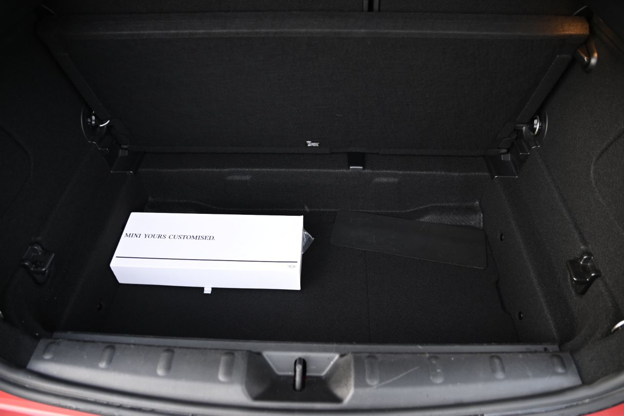 F55 MINI Cooper 5-Door Hatch LCI