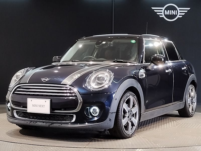 MINI COOPER 5 DOOR.