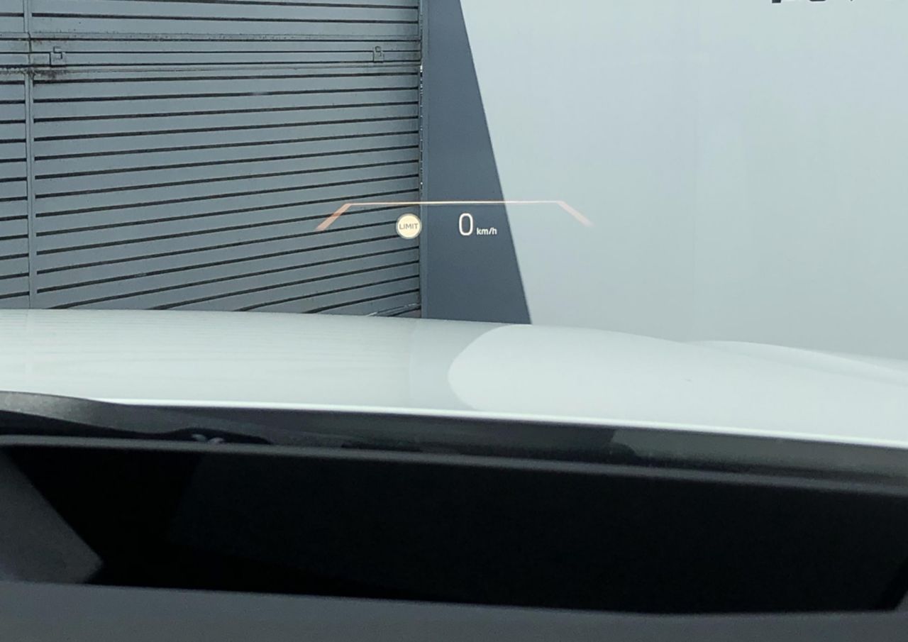 G26 i4 eDrive35 RHD