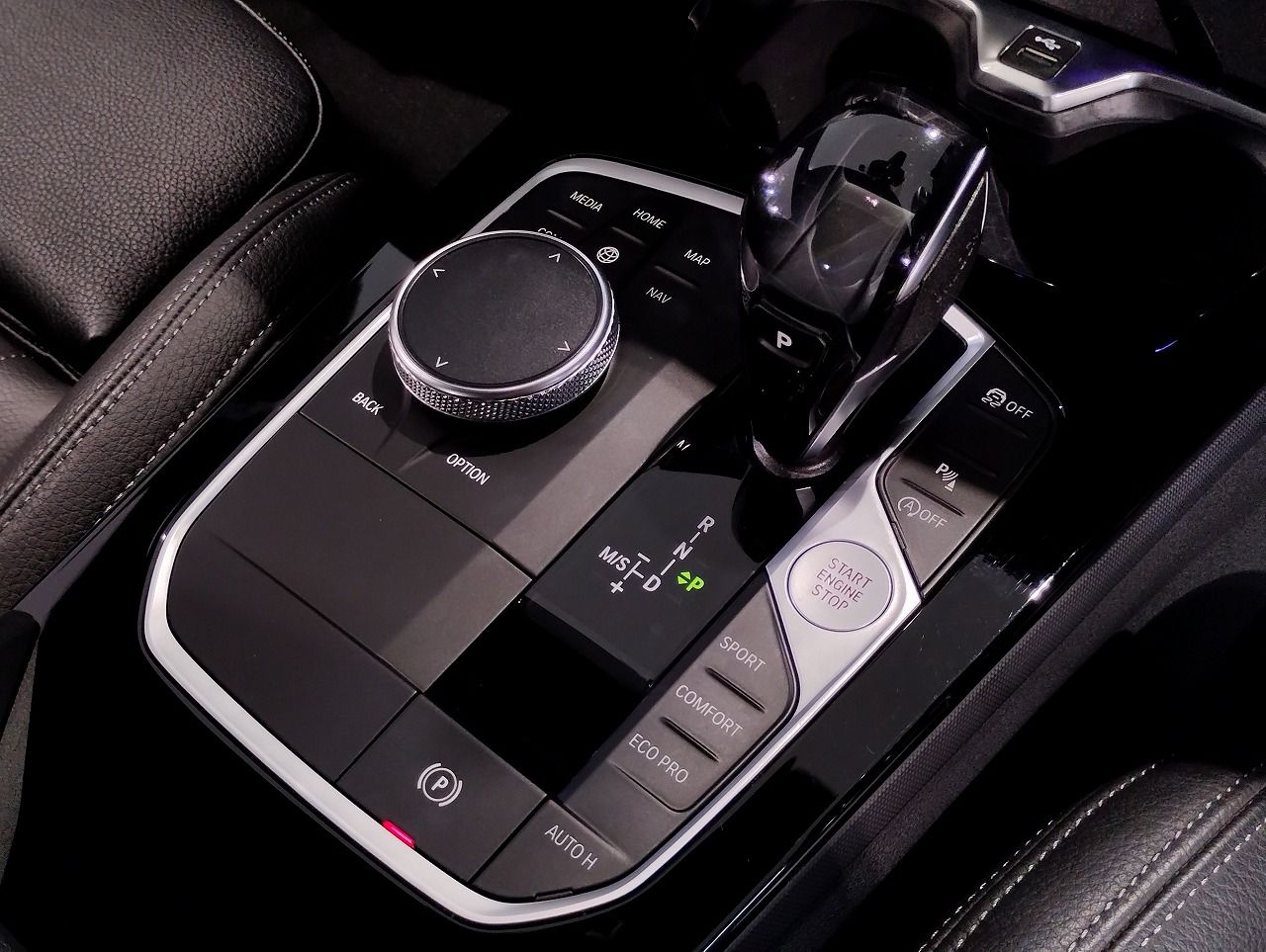F4* **35i xDrive **** ***** B48 2.0i