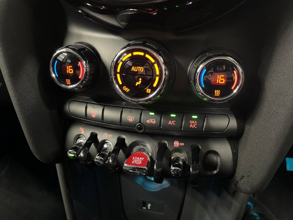 F55 MINI Cooper 5-Door Hatch LCI