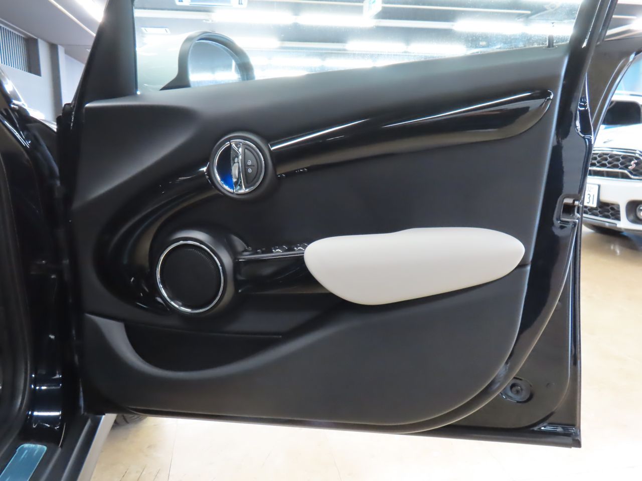 F55 MINI Cooper 5-Door Hatch LCI