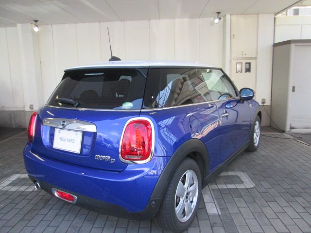 MINI Cooper D 3-Door Hatch