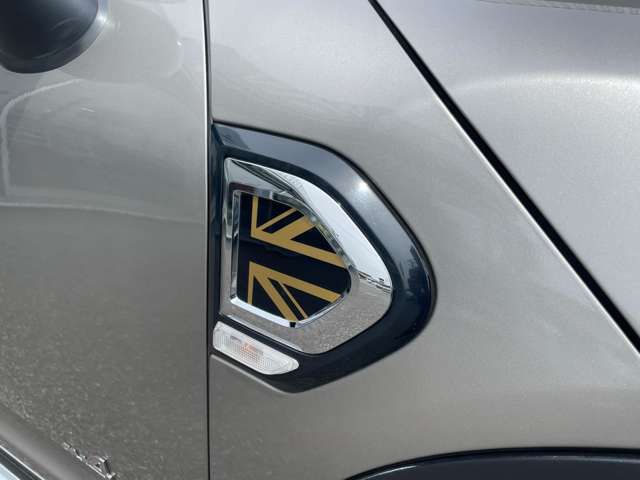 MINI CROSSOVER COOPER D ALL4