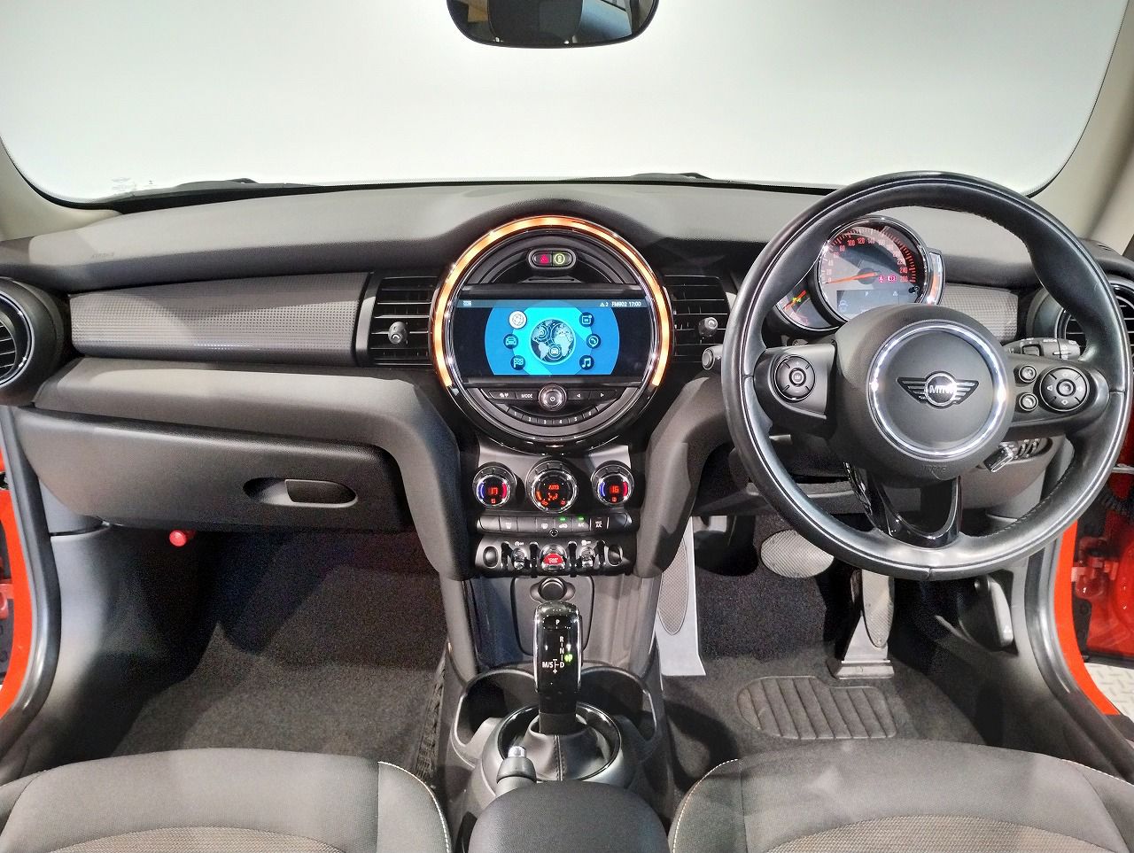 F56 MINI Cooper 3-Door Hatch LCI