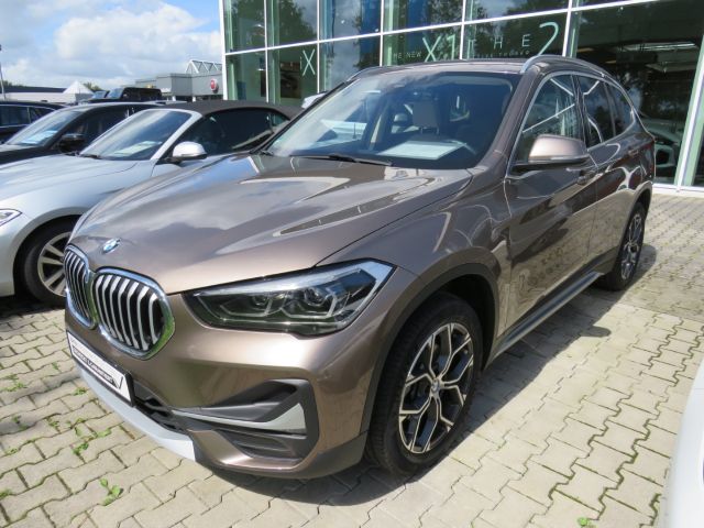 X1 xDrive18d